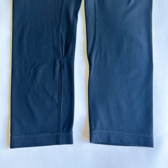 Lululemon Black High Rise Short Leggings size 6 - Picture 5 of 11